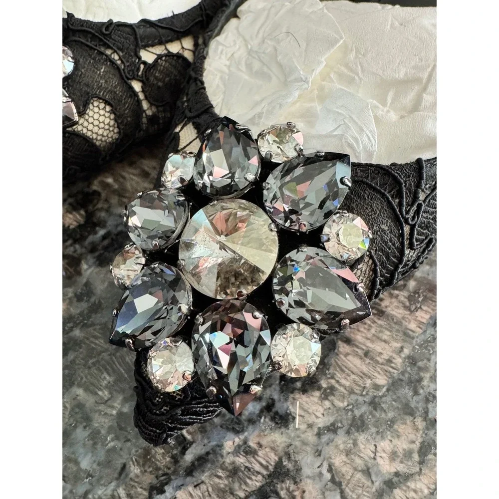 Dolce & Gabbana Bellucci Black Lace Crystal‎ Embellished Pointed  Pump 35.5 5.5